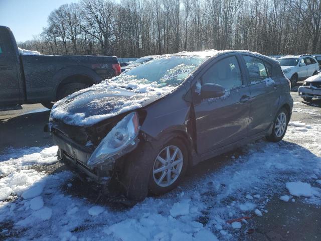 Изображение 2017 TOYOTA PRIUS C  2017