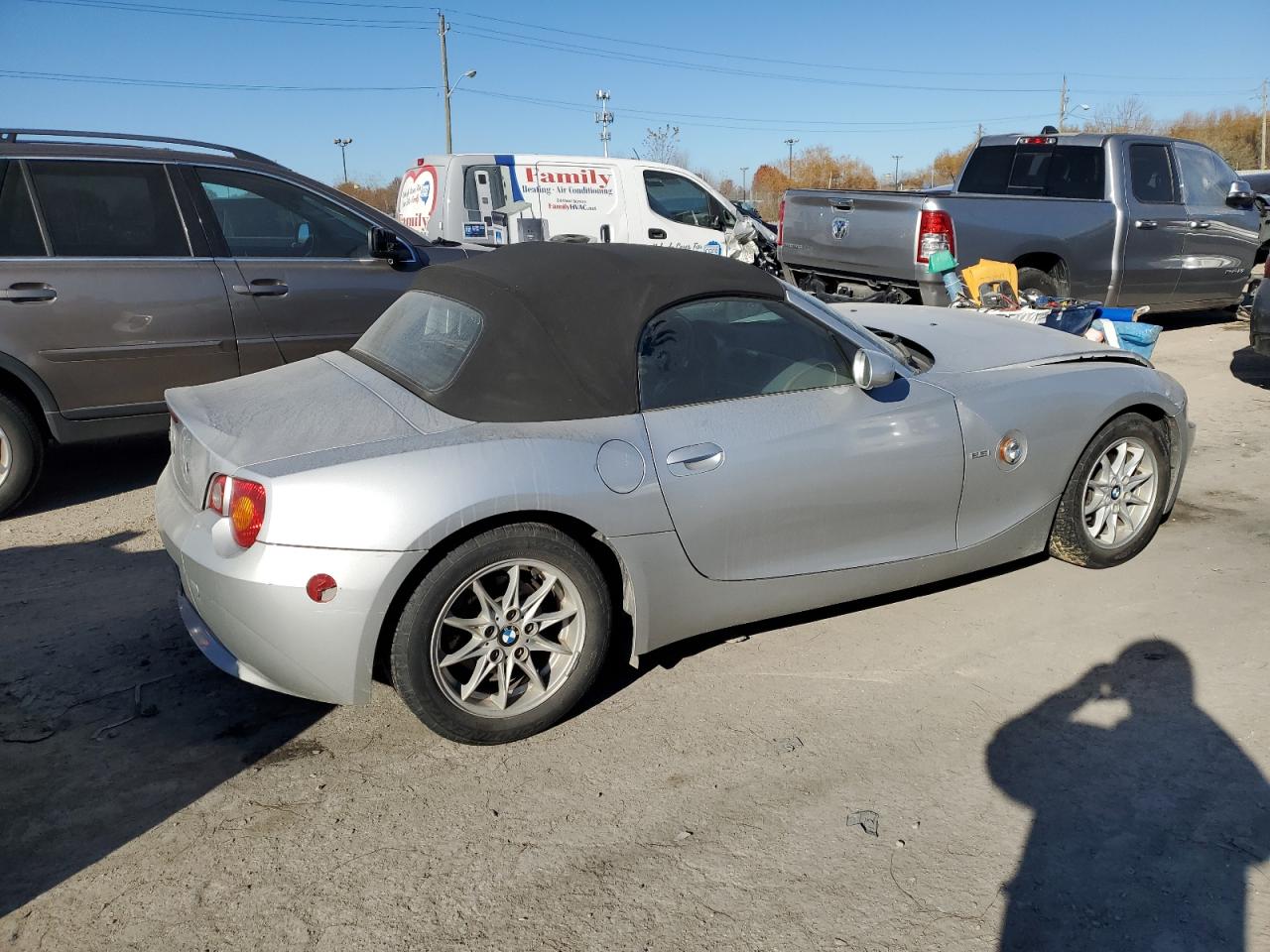 Изображение 3 2003 BMW Z4 2.5 2003 с VIN 4USBT33453LR61559