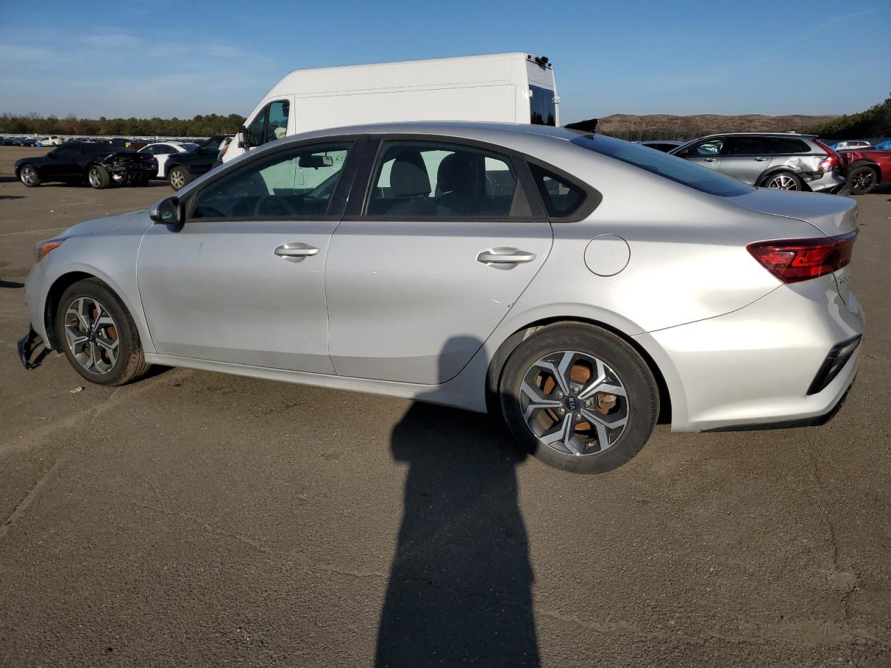 Image 2 of 2020 KIA FORTE FE 2020 with VIN 3KPF24AD3LE151150