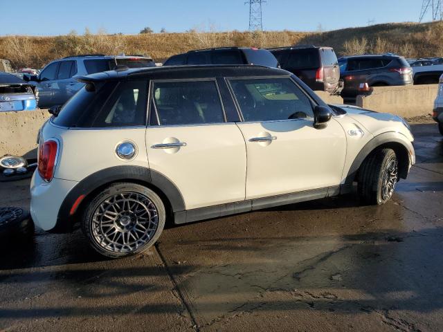 Image 3 of 2016 MINI COOPER S 2016 with VIN WMWXU3C52G2B62772