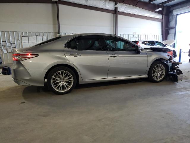 Obraz 3 z 2020 TOYOTA CAMRY XLE 2020 z VIN 4T1F31AK4LU541276