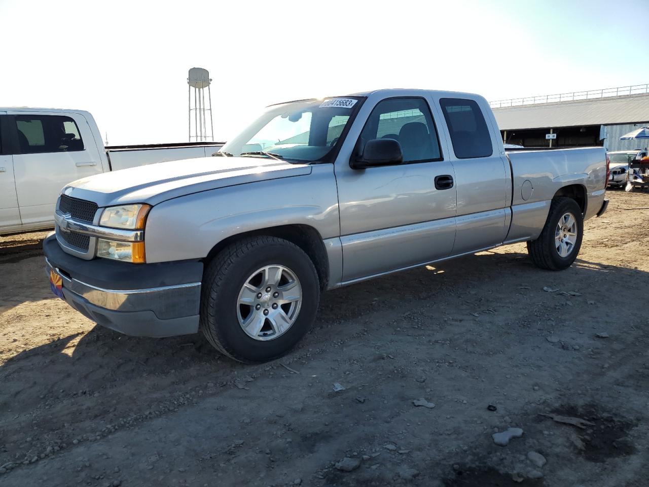 Image 1 of 2004 CHEVROLET SILVERADO C1500 2004 with VIN 2GCEC19T741128360