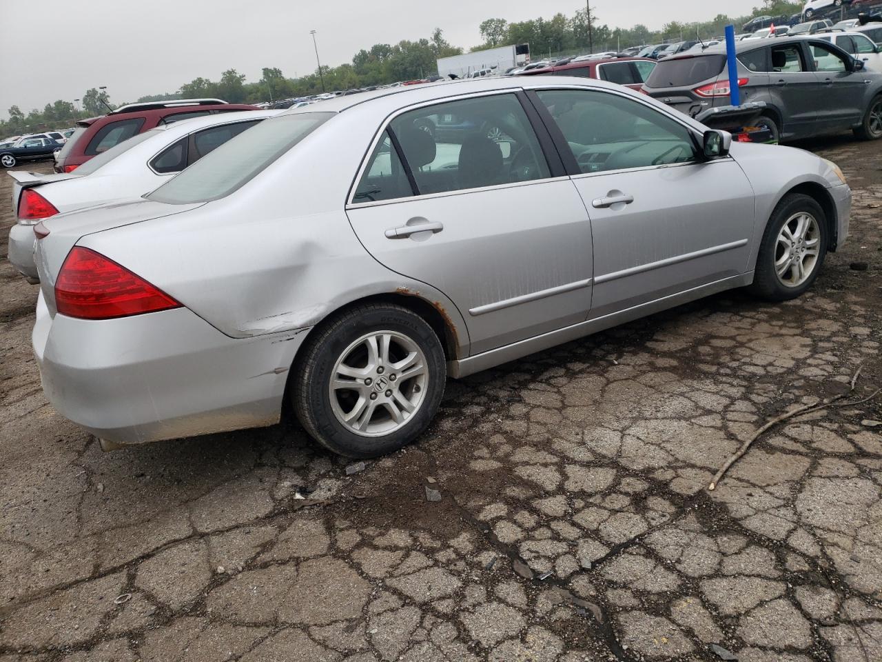 Image 3 of 2007 HONDA ACCORD SE 2007 with VIN 1HGCM55327A090582