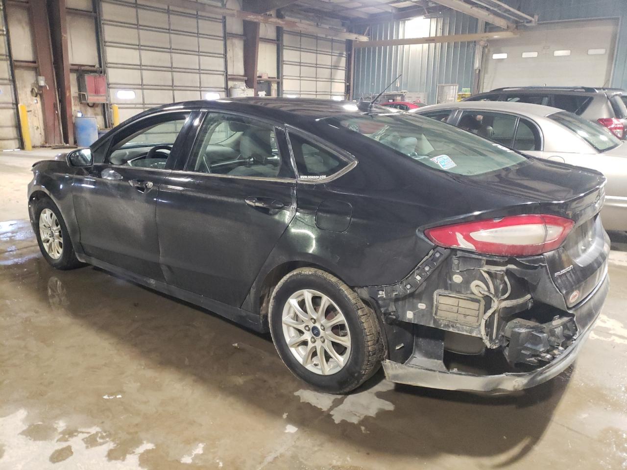 Изображение 2 2015 FORD FUSION S 2015 с VIN 3FA6P0G78FR206478
