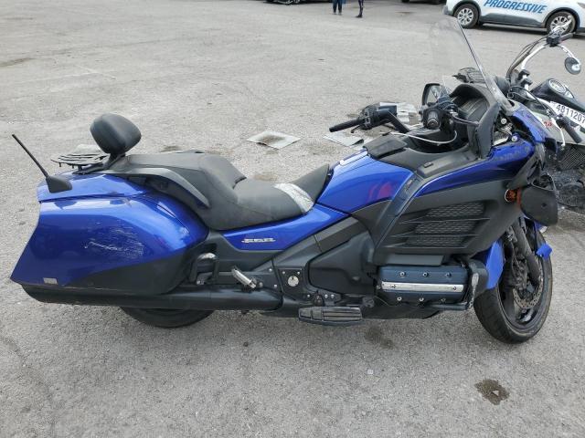 Изображение 2015 HONDA GL1800 B 2015