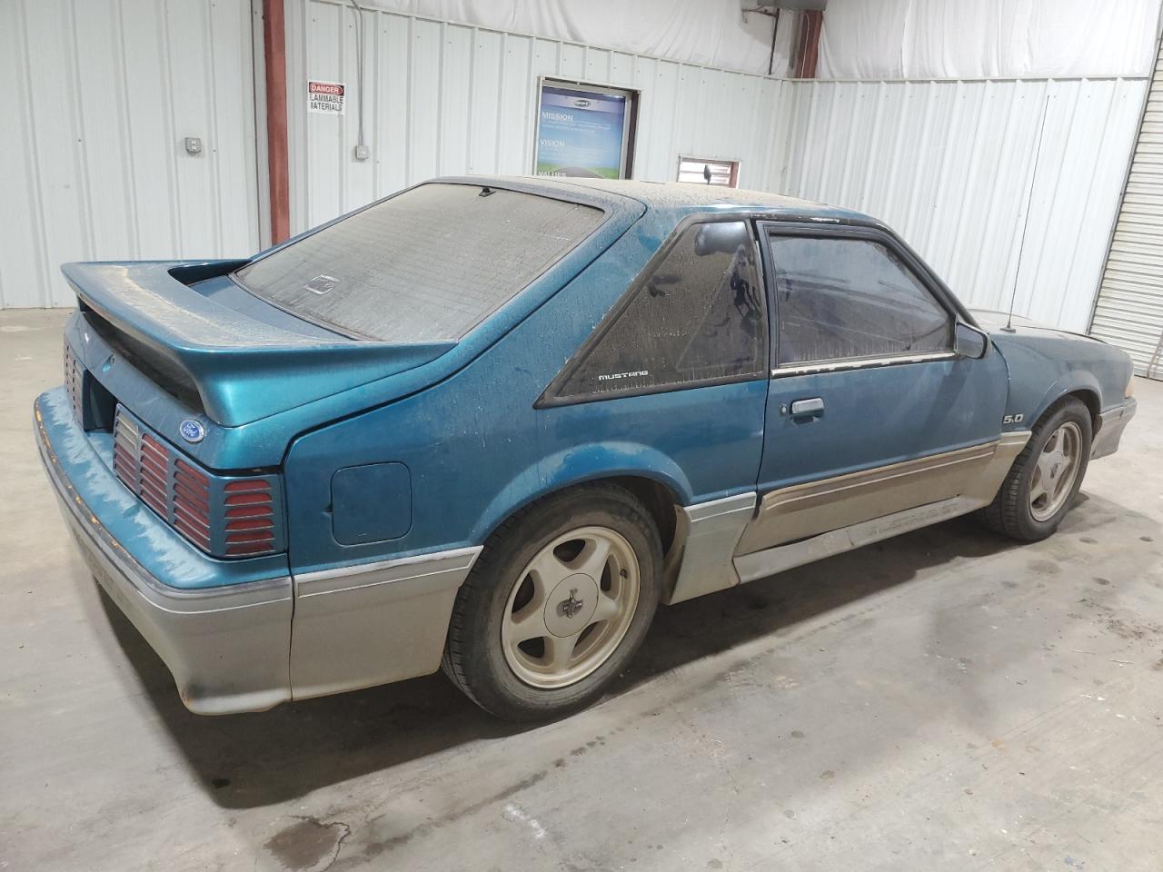 Изображение 3 1993 FORD MUSTANG GT 1993 с VIN 1FACP42E9PF212126