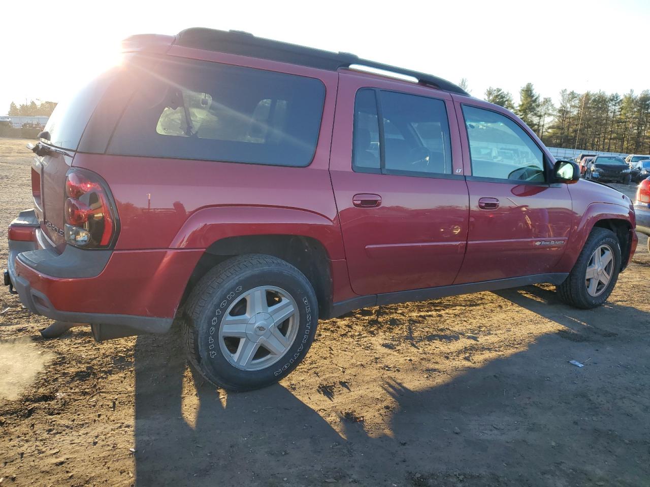 Image 3 of 2003 CHEVROLET TRAILBLAZER EXT 2003 with VIN 1GNET16SX36102930