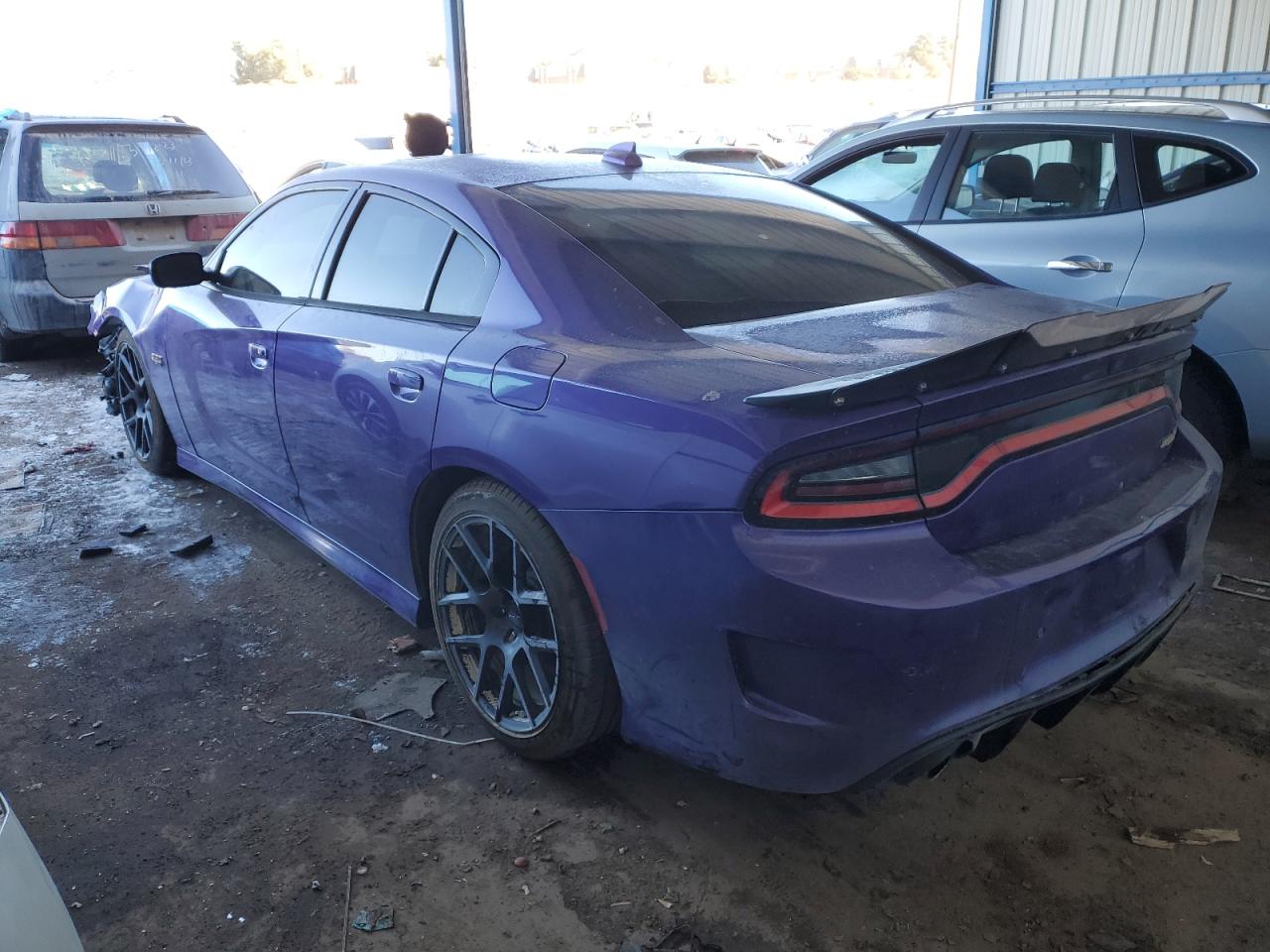 Image 2 of Dodge Charger R/T Scat Pack 2016 with VIN 2C3CDXGJ7GH139951