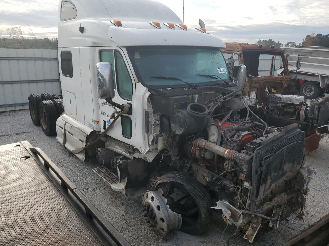 Image 1 of 2013 PETERBILT 587  2013 with VIN 1XP4D49X1DD180129