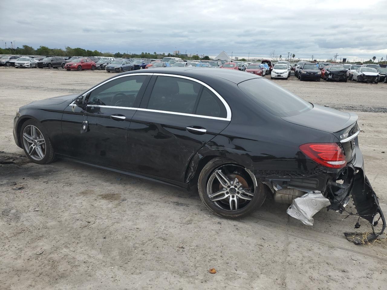 Image 2 of 2018 MERCEDES-BENZ E 300 4MATIC 2018 with VIN WDDZF4KB7JA399387
