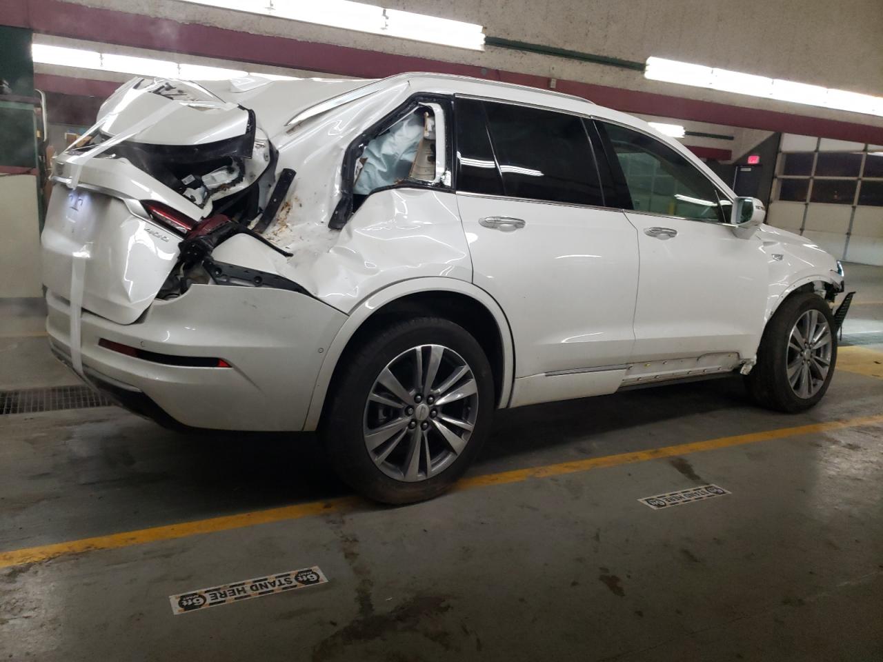 Obraz 3 z 2020 CADILLAC XT6 PLATINUM PREMIUM LUXURY 2020 z VIN 1GYKPFRSXLZ180741