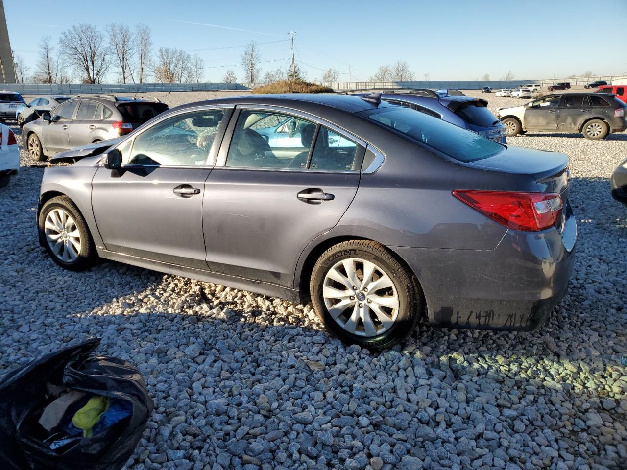 Obraz 2 z 2017 SUBARU LEGACY 2.5I PREMIUM 2017 z VIN 4S3BNAF6XH3025008
