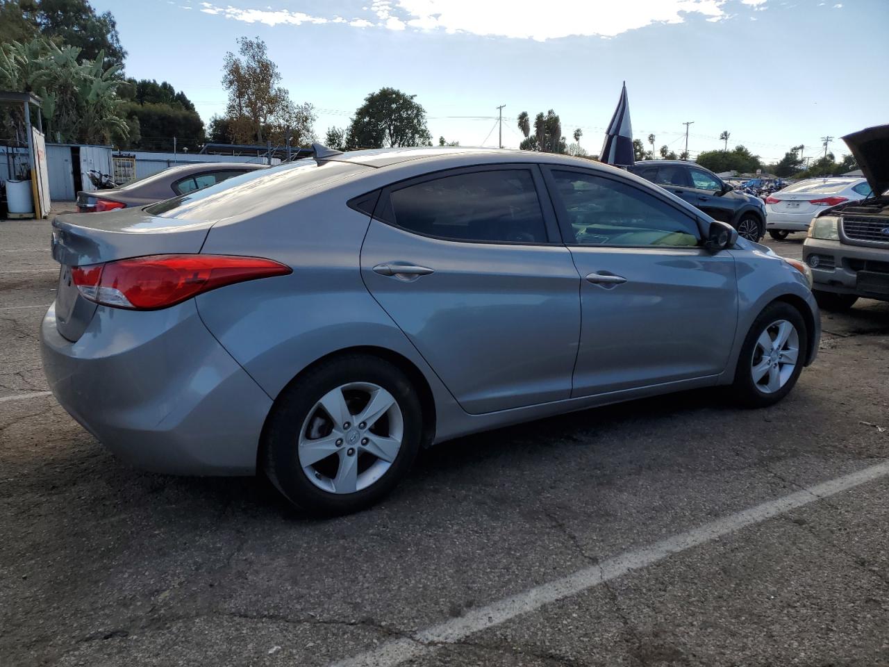 Obraz 3 z 2012 HYUNDAI ELANTRA GLS 2012 z VIN KMHDH4AE5CU444933