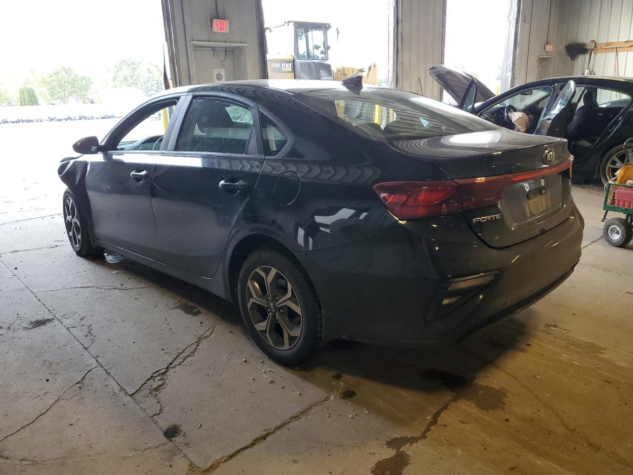 Image 2 of 2020 KIA FORTE FE 2020 with VIN 3KPF24AD8LE175900