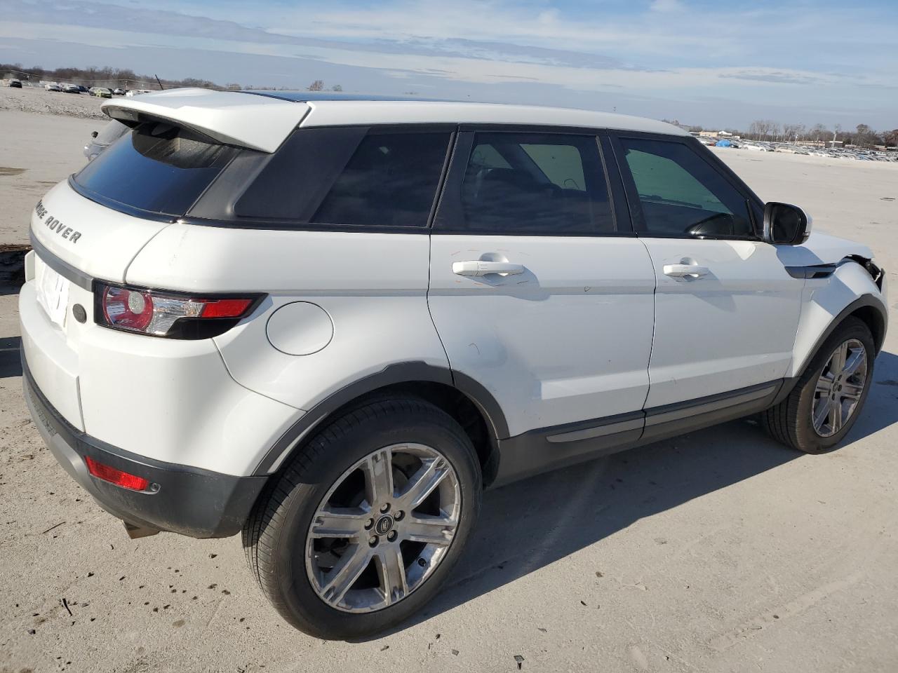 Image 3 of 2013 LAND ROVER RANGE ROVER EVOQUE PURE PLUS 2013 with VIN SALVP2BG8DH813285