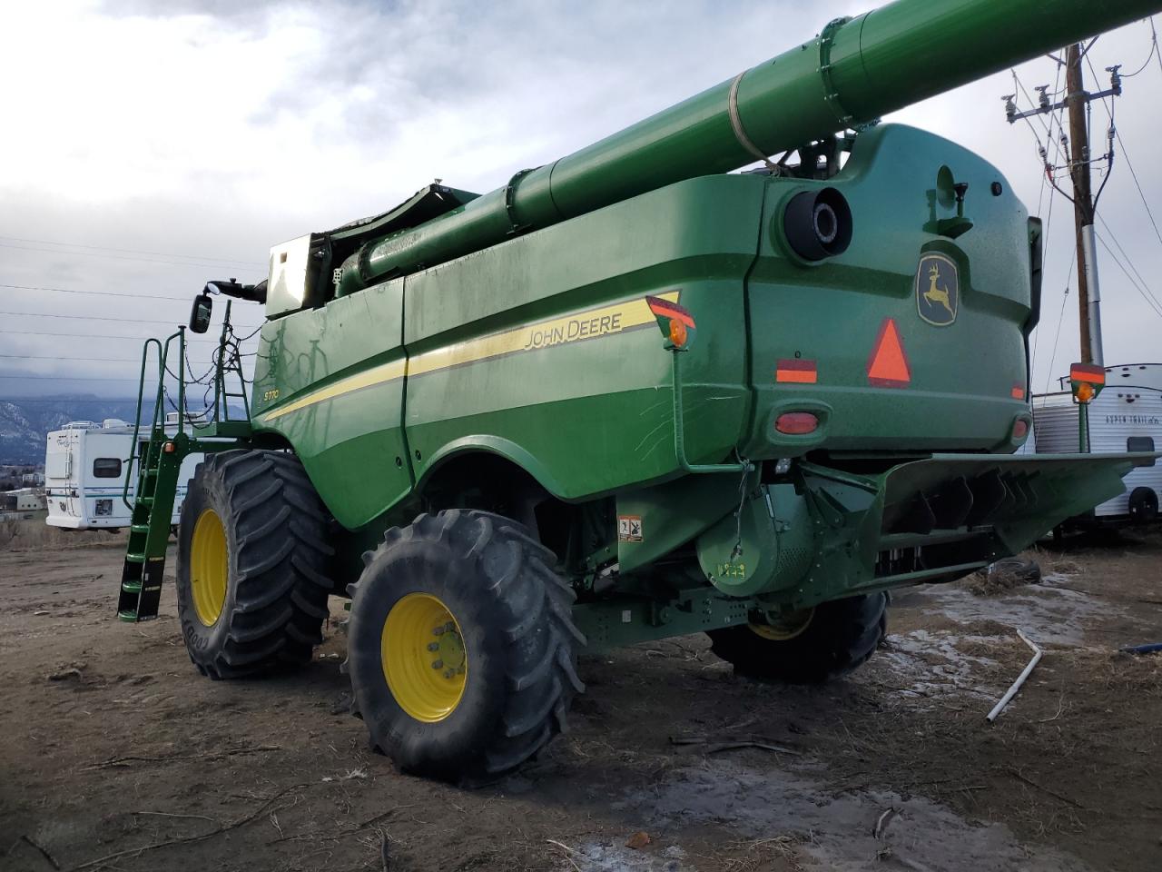 Image 3 of 2022 JOHN DEERE TRACTOR 2022 with VIN 1H0S770STN0820093