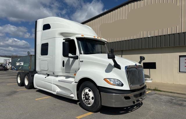 Изображение 1 2019 INTERNATIONAL LT625  2019 с VIN 3HSDZAPR8KN840966