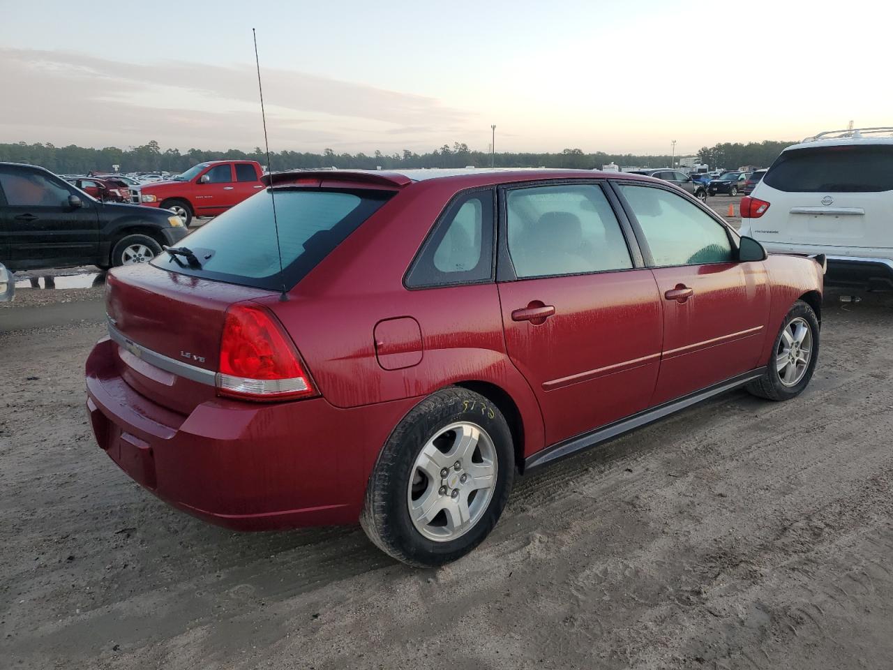Image 3 of 2005 CHEVROLET MALIBU MAXX LS 2005 with VIN 1G1ZT62875F137017