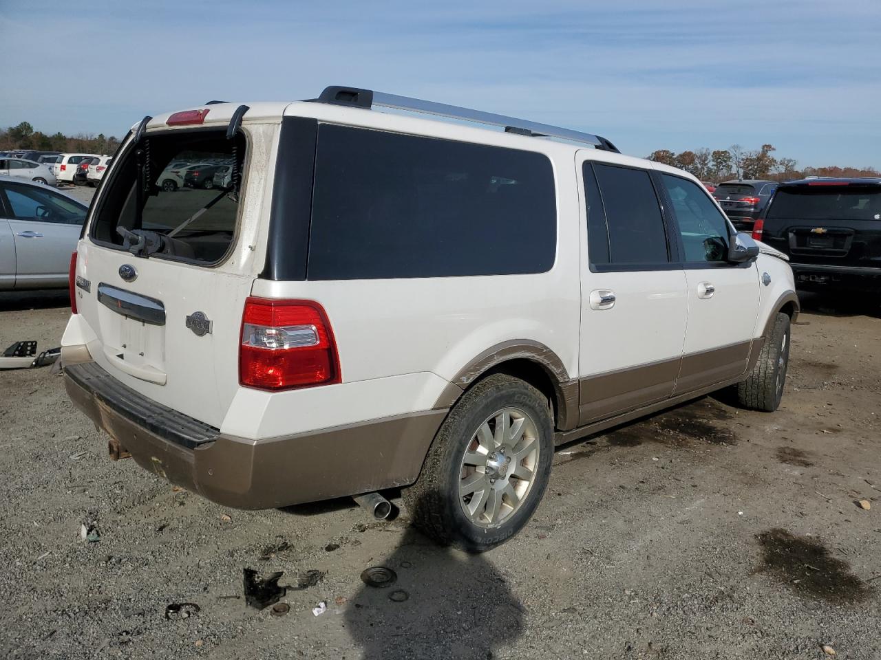 Obraz 3 z 2014 FORD EXPEDITION EL XLT 2014 z VIN 1FMJK1J58EEF21228