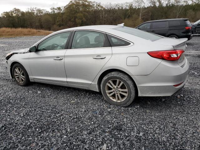 Image 2 of 2016 HYUNDAI SONATA SE 2016 with VIN 5NPE24AFXGH352302