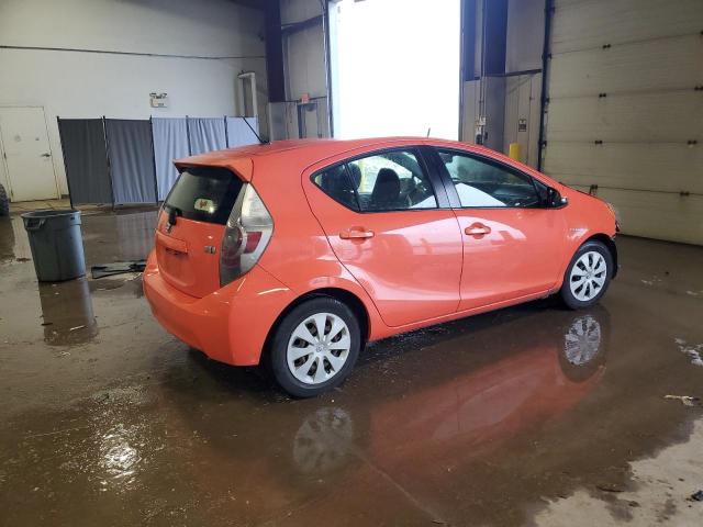 Изображение 3 2013 TOYOTA PRIUS C  2013 с VIN JTDKDTB35D1035803