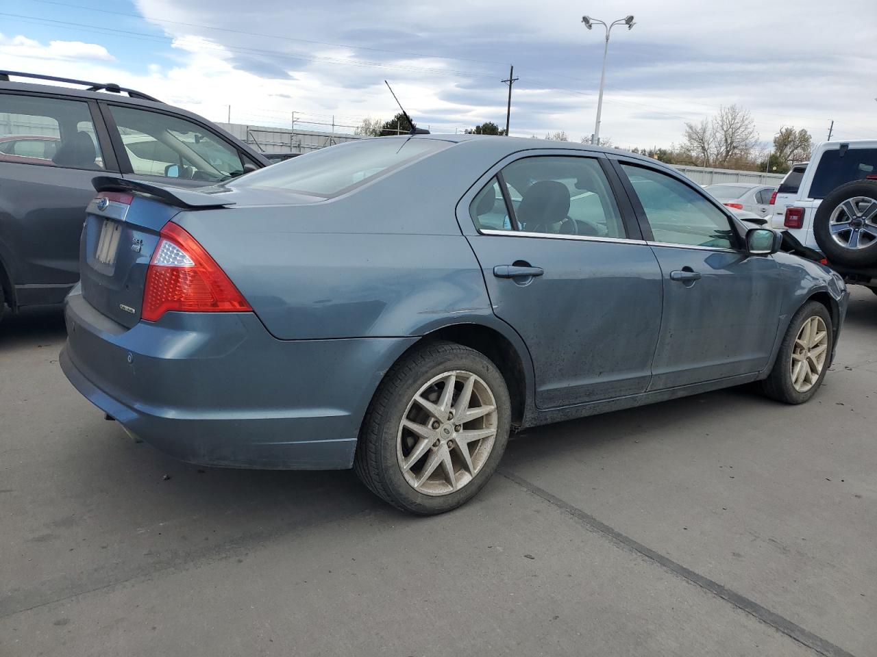 Image 3 of 2011 FORD FUSION SEL 2011 with VIN 3FAHP0CG9BR173046