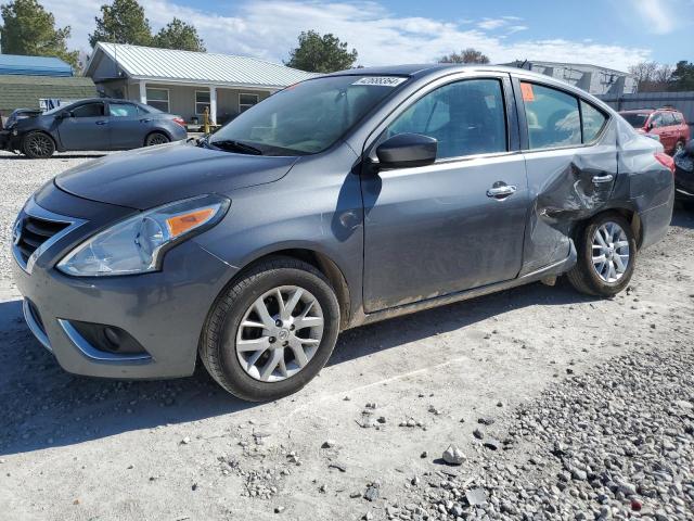 Obraz 1 z 2018 NISSAN VERSA S 2018 z VIN 3N1CN7AP1JL859835