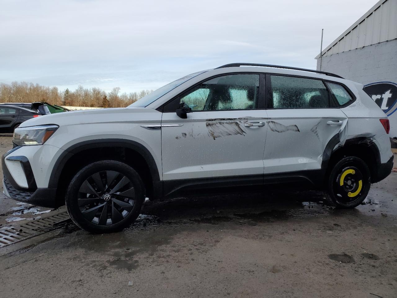 Image 1 of 2022 VOLKSWAGEN TAOS S 2022 with VIN 3VVDX7B22NM006702