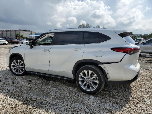Image 2 of 2023 TOYOTA HIGHLANDER L 2023 with VIN 5TDKDRAH8PS000695
