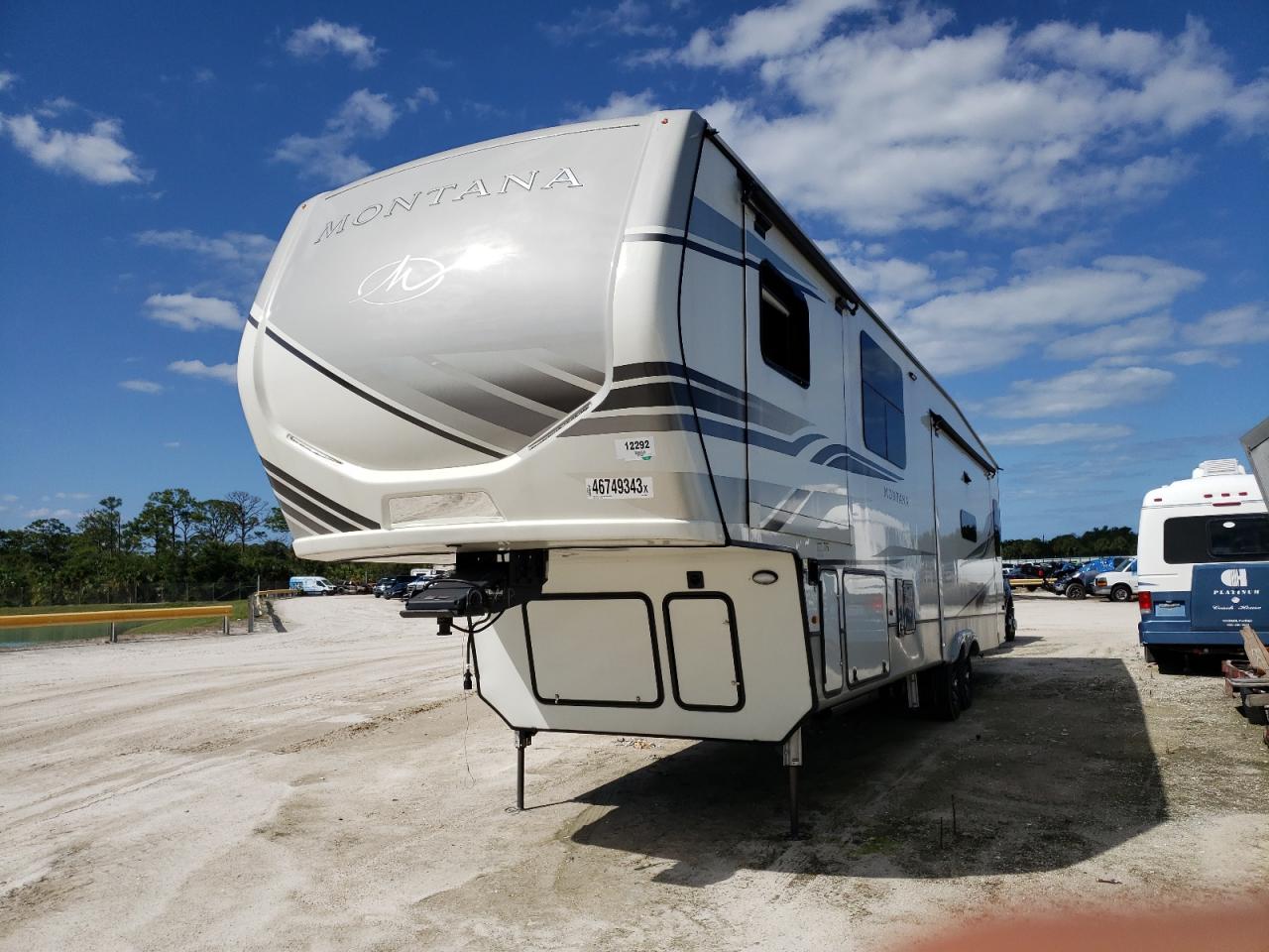 Изображение 2 2022 KEYSTONE MONTANA 2022 с VIN 4YDFM0T20N4702330