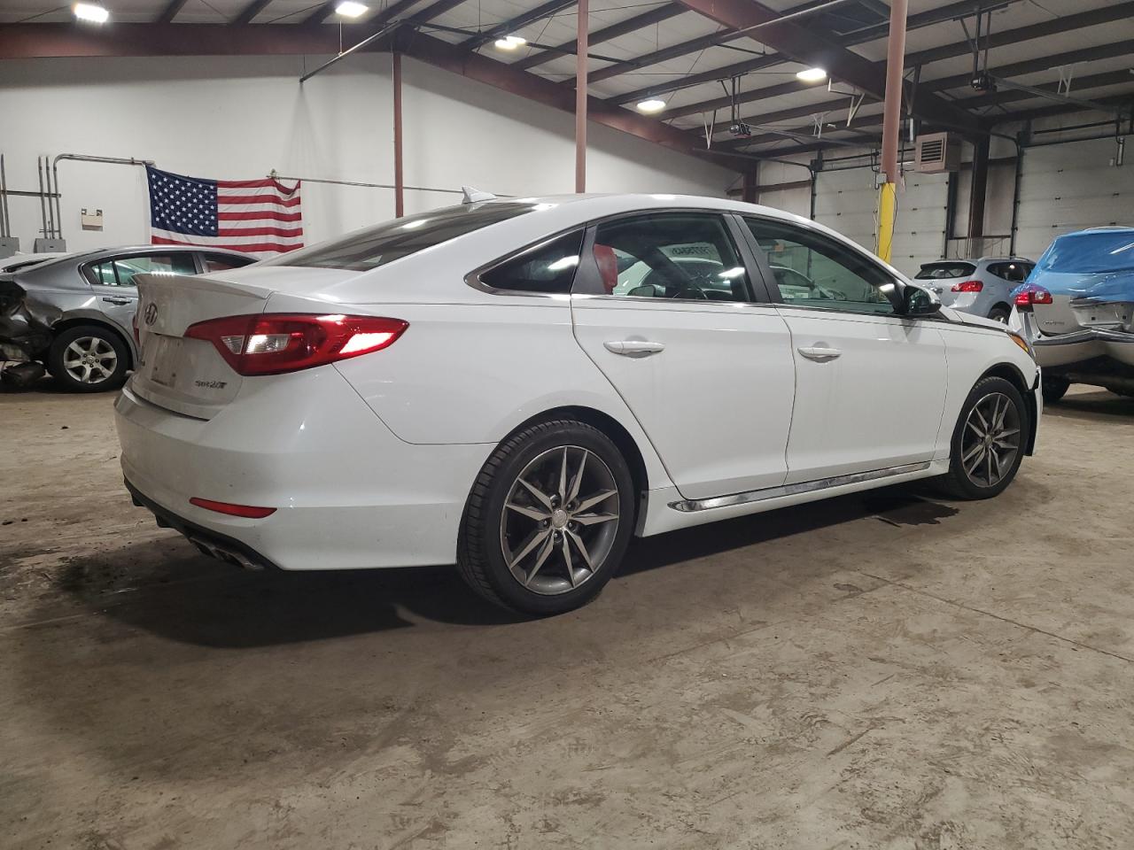 Image 3 of 2017 HYUNDAI SONATA SPORT 2017 with VIN 5NPE34AB4HH497900