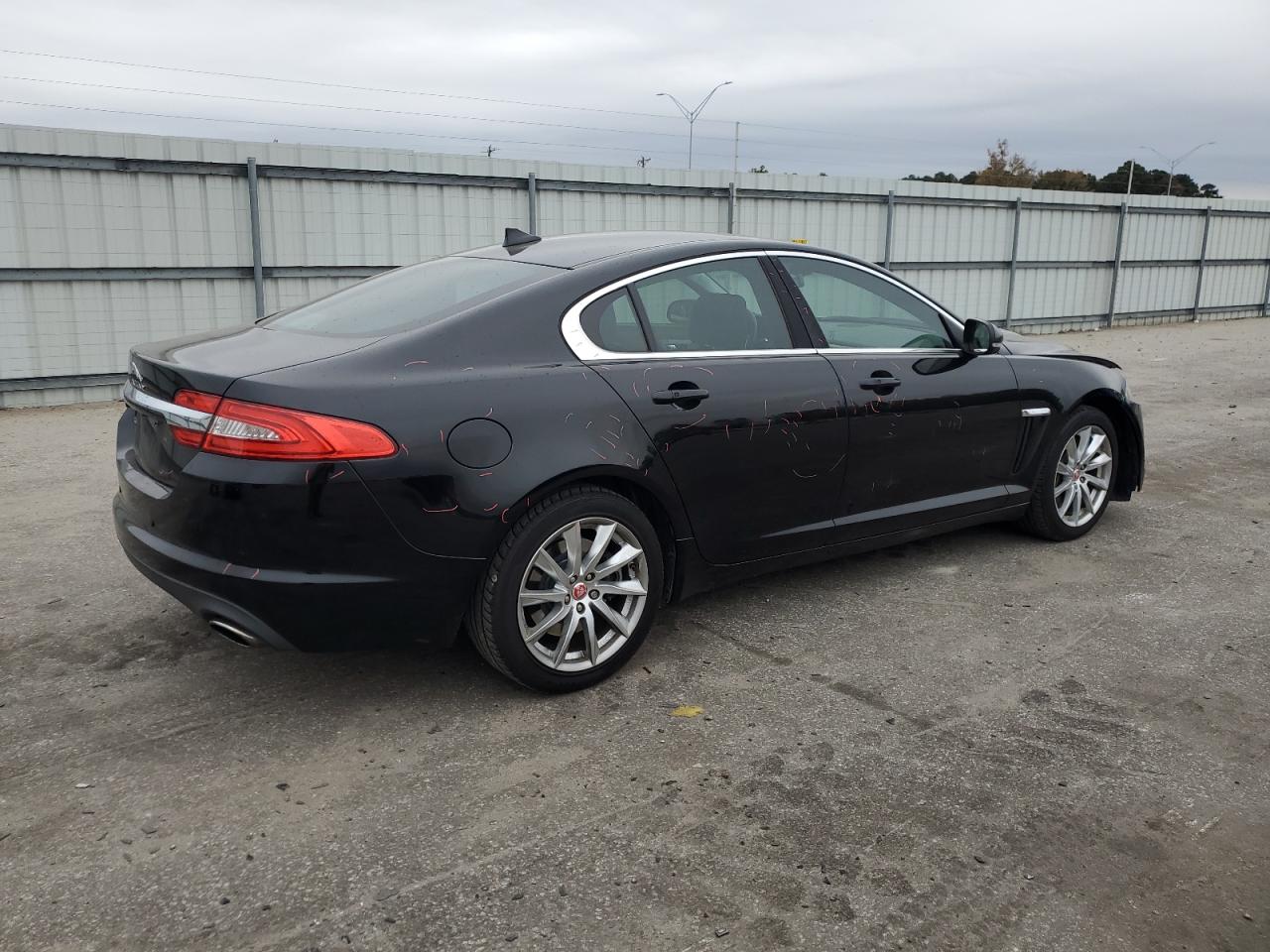 Image 3 of 2015 JAGUAR XF 2.0T PREMIUM 2015 with VIN SAJWA0FSXFPU66696