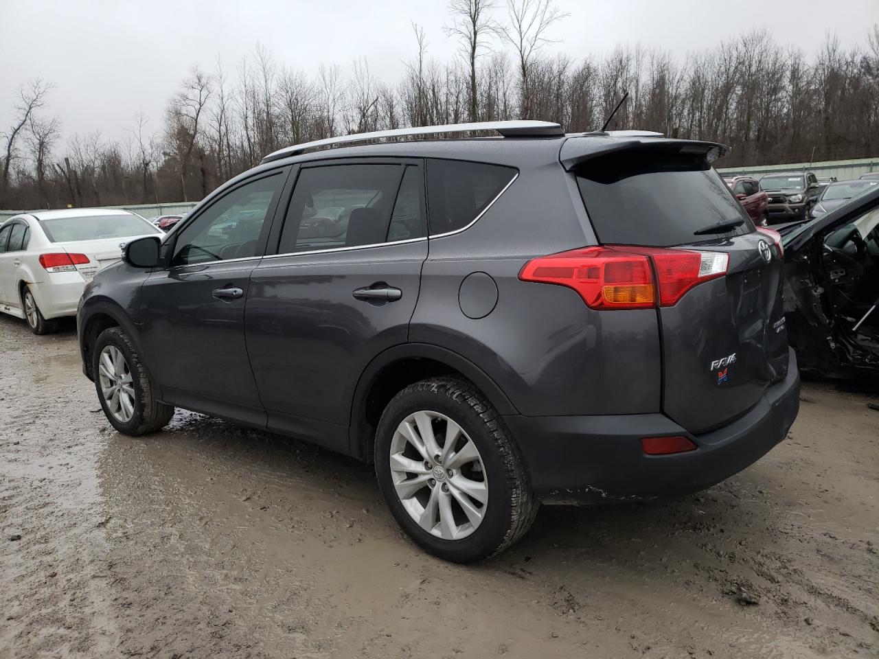 Image 2 of 2015 TOYOTA RAV4 LIMITED 2015 with VIN 2T3DFREV7FW308537