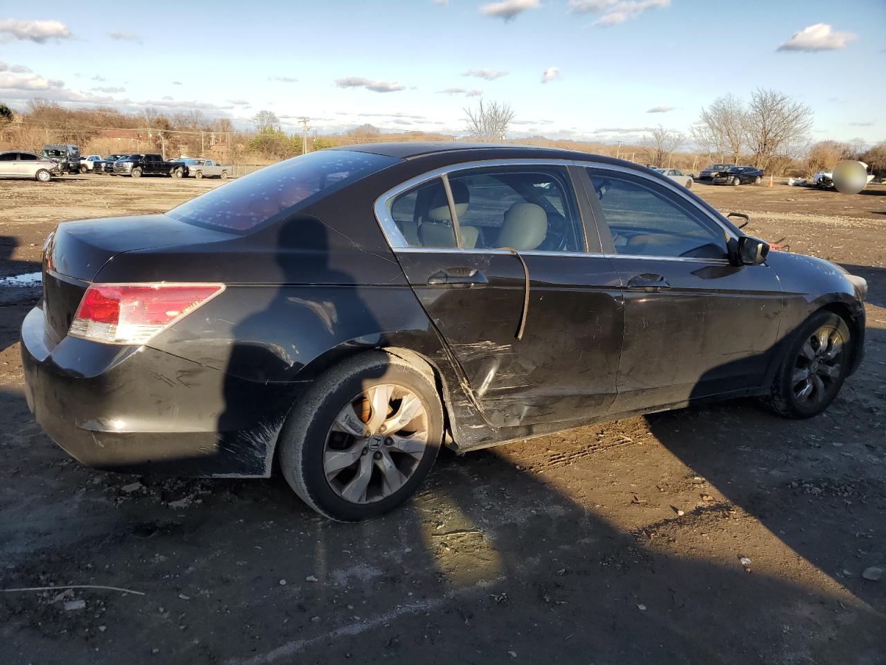 Image 3 of 2009 HONDA ACCORD LX 2009 with VIN 1HGCP26319A174237
