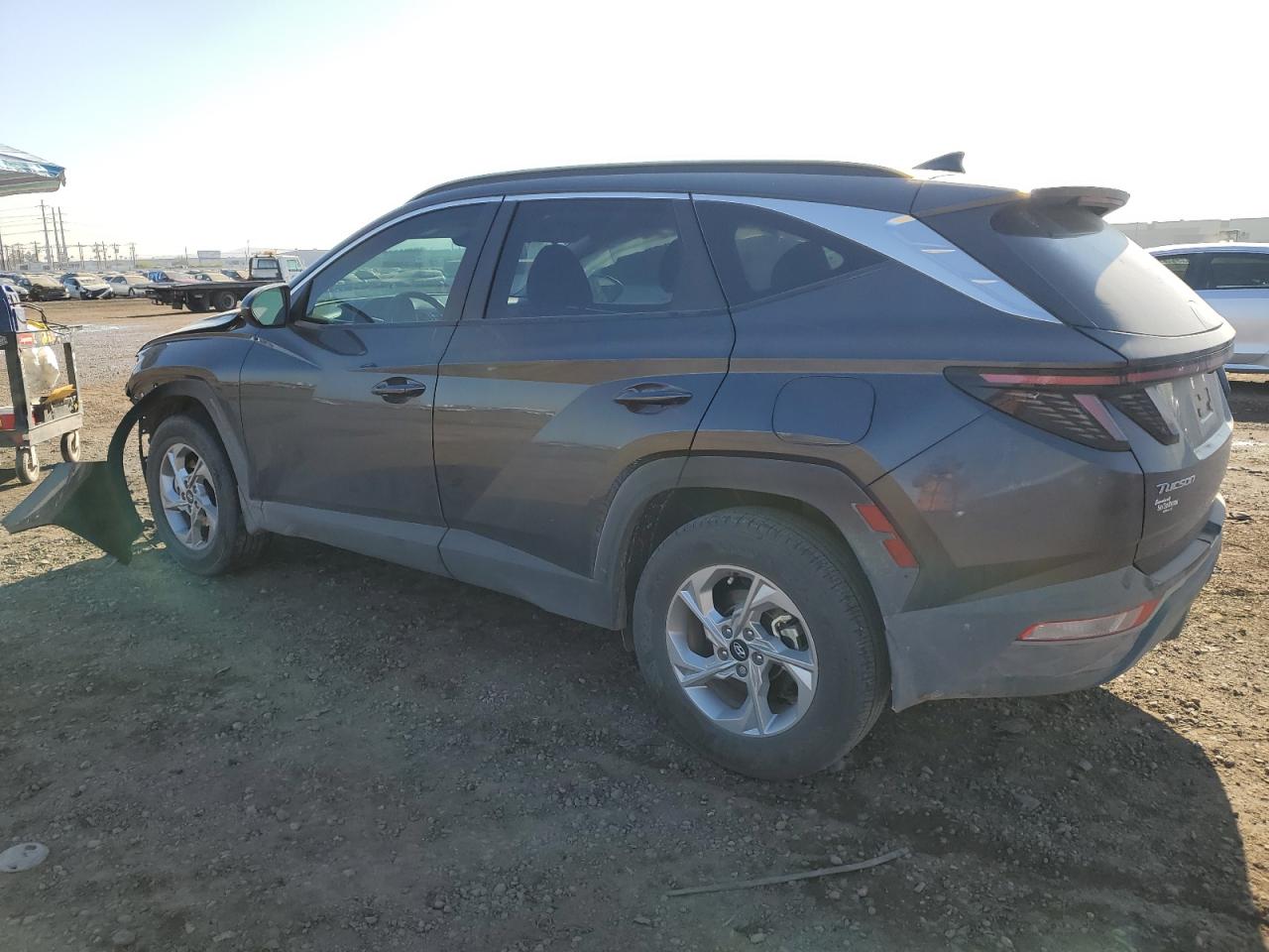 Изображение 2 2023 HYUNDAI TUCSON SEL 2023 с VIN 5NMJBCAE3PH239899