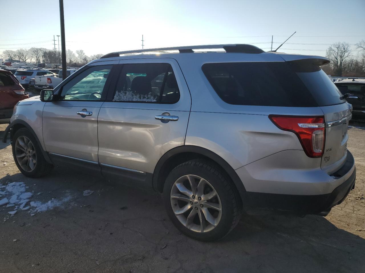 Image 2 of 2013 FORD EXPLORER XLT 2013 with VIN 1FM5K8D80DGA83470