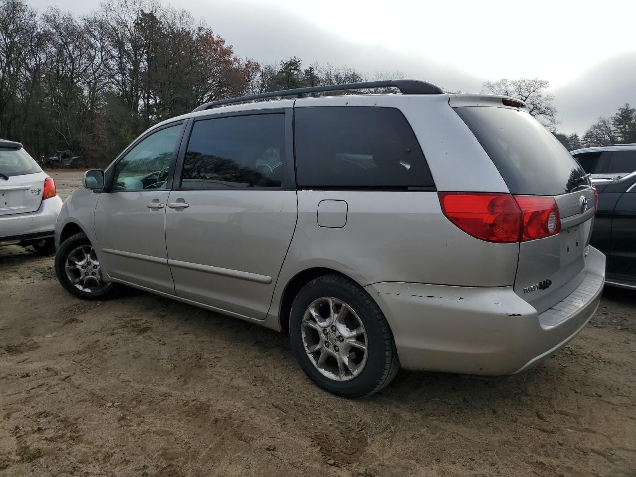 Изображение 2 2006 TOYOTA SIENNA XLE 2006 с VIN 5TDZA22C36S511568
