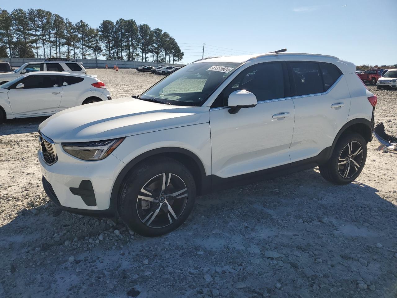 Image 1 of 2024 VOLVO XC40 CORE 2024 with VIN YV4L12UK8R2352467