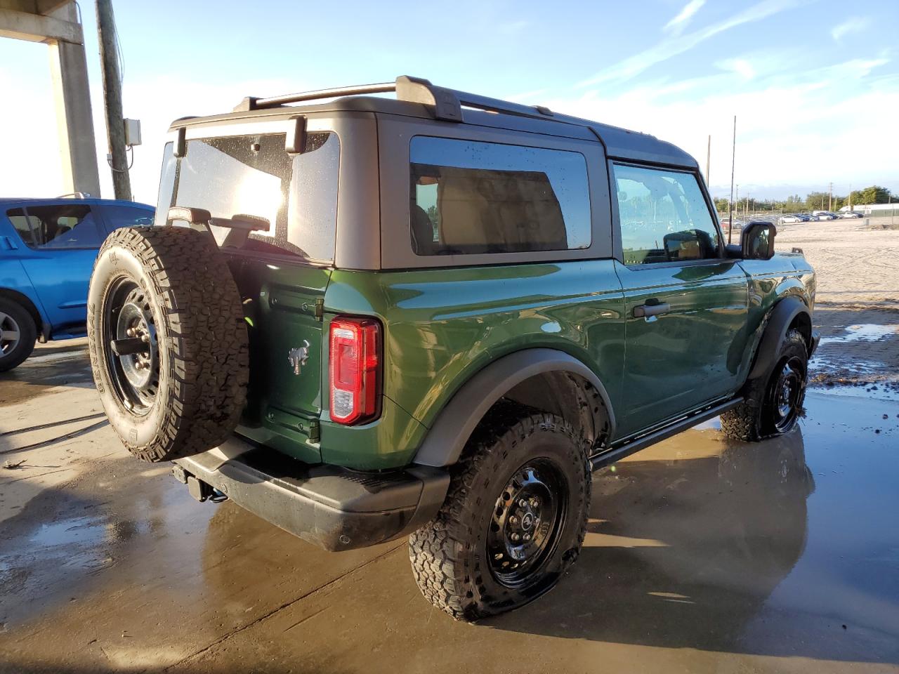 Image 3 of 2022 FORD BRONCO BASE 2022 with VIN 1FMDE5AP6NLA71359