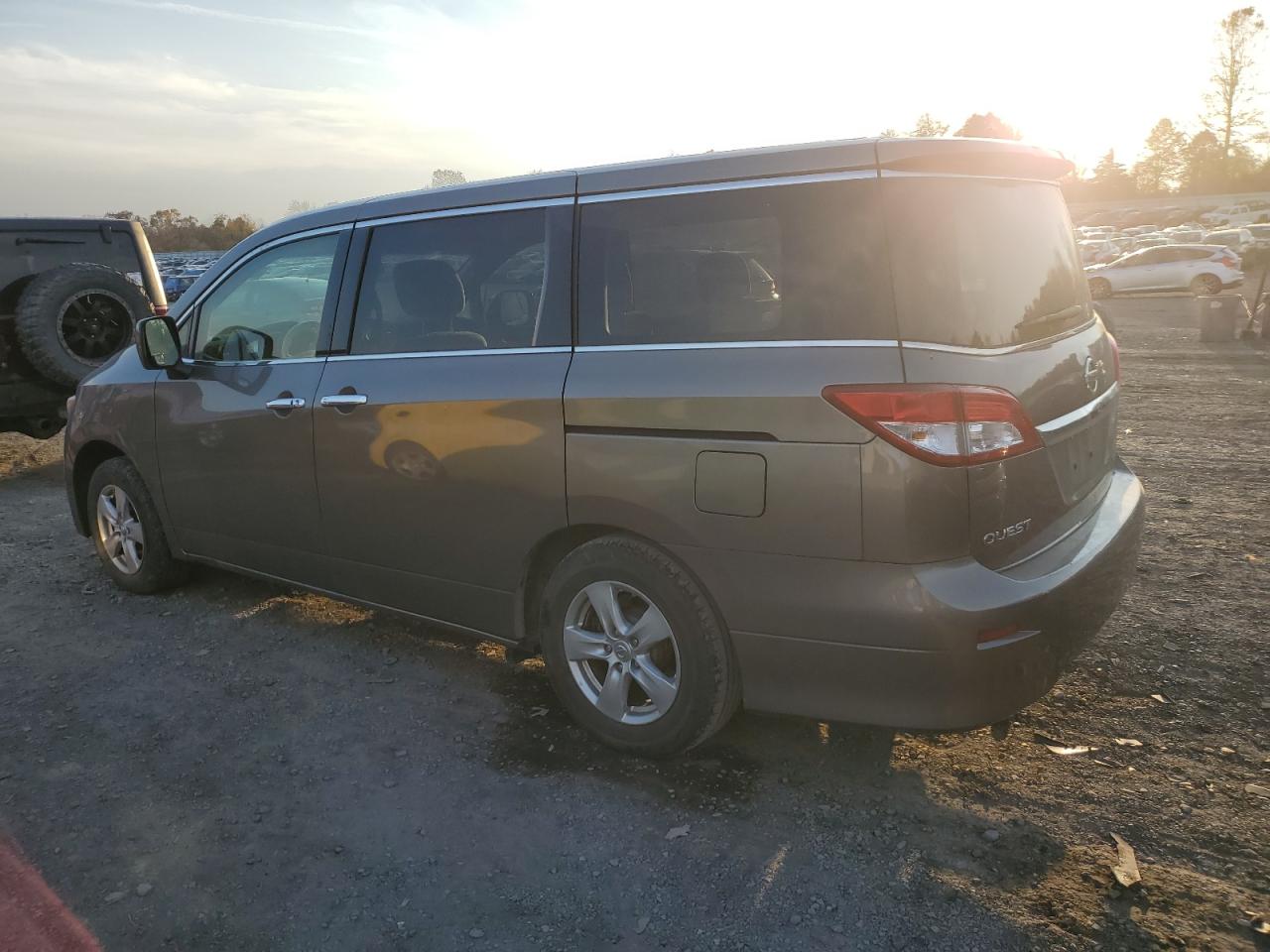 Image 2 of Nissan Quest S 2015 with VIN JN8AE2KP4F9128083