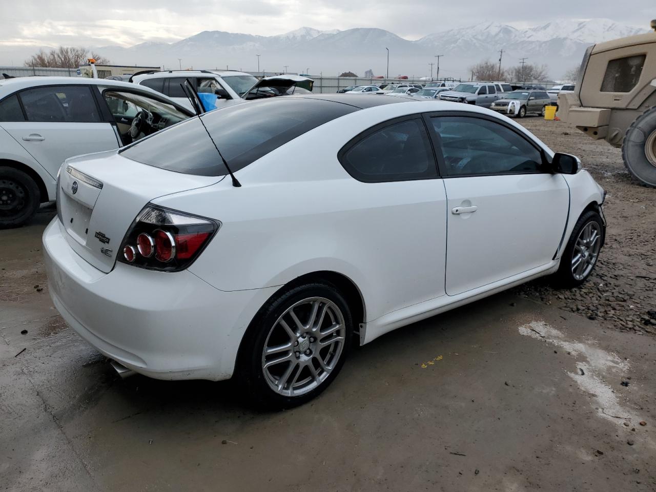 Изображение 3 2008 TOYOTA SCION TC  2008 с VIN JTKDE167280243570