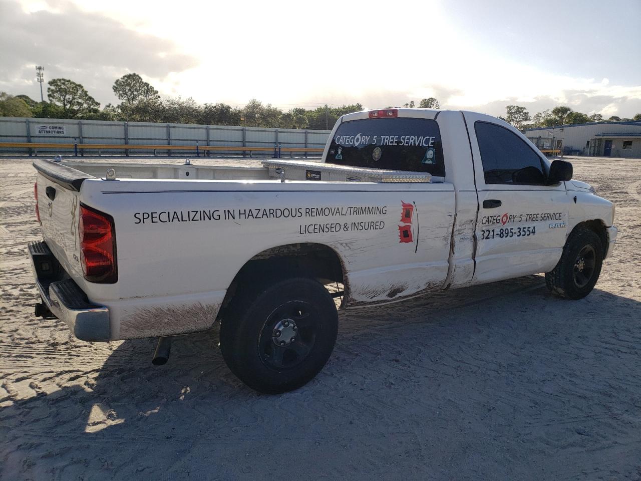 Изображение 3 2008 DODGE RAM 1500 ST 2008 с VIN 1D7HA16N18J185065