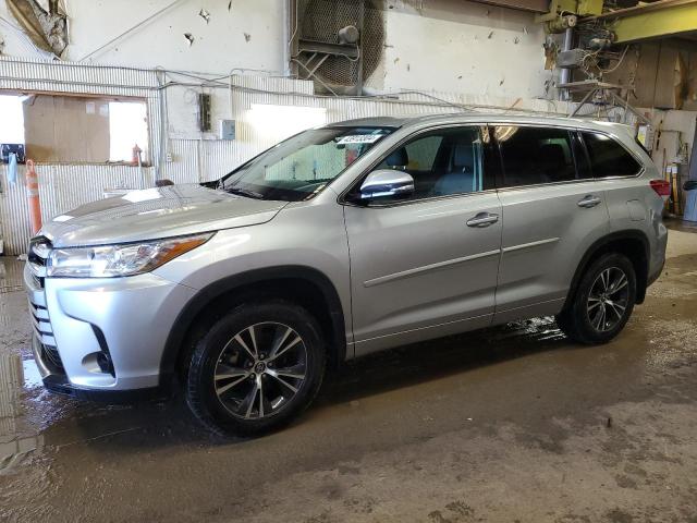 Image 1 of 2018 TOYOTA HIGHLANDER LE 2018 with VIN 5TDBZRFH9JS906498