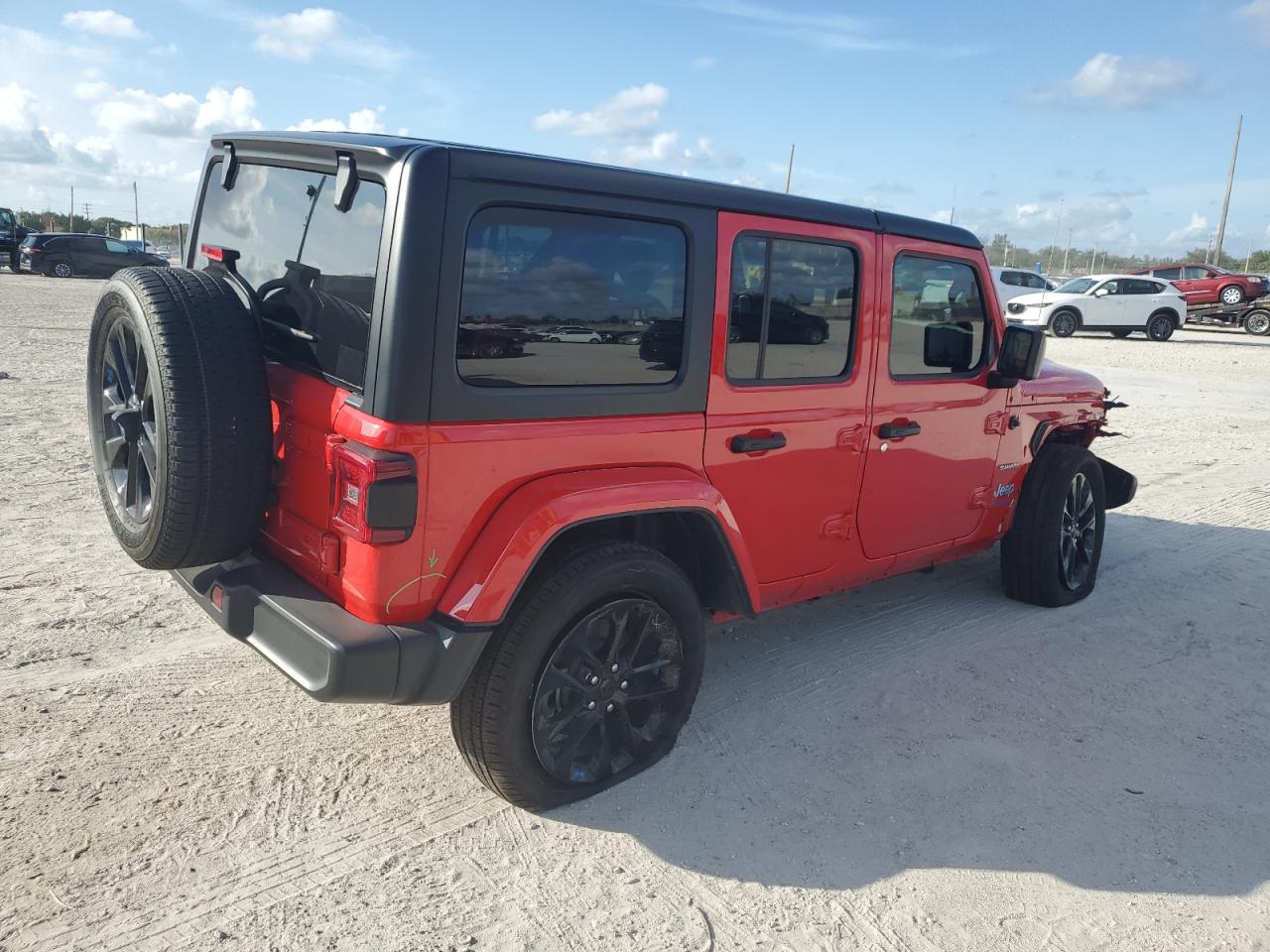 Image 3 of 2022 JEEP WRANGLER UNLIMITED SAHARA 4XE 2022 with VIN 1C4JJXP60NW170013