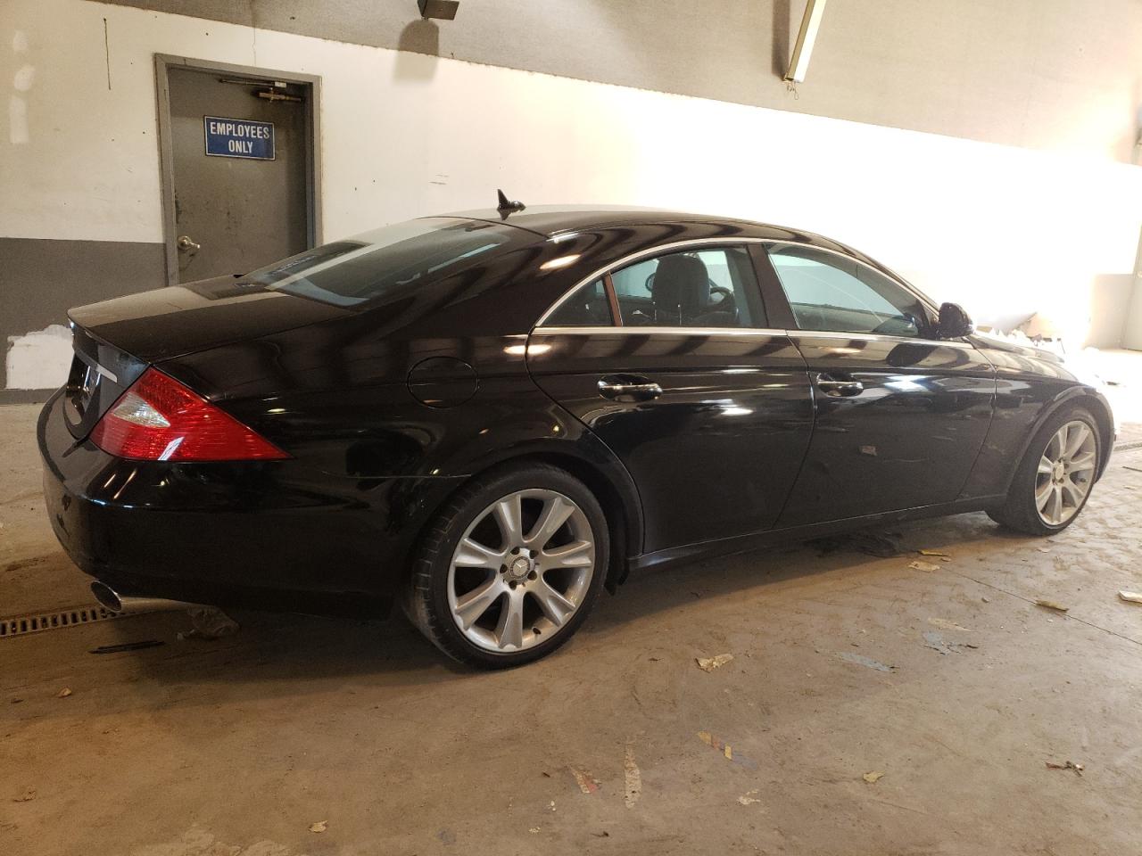 Obraz 3 z 2008 MERCEDES-BENZ CLS 550 2008 z VIN WDDDJ72X48A122504