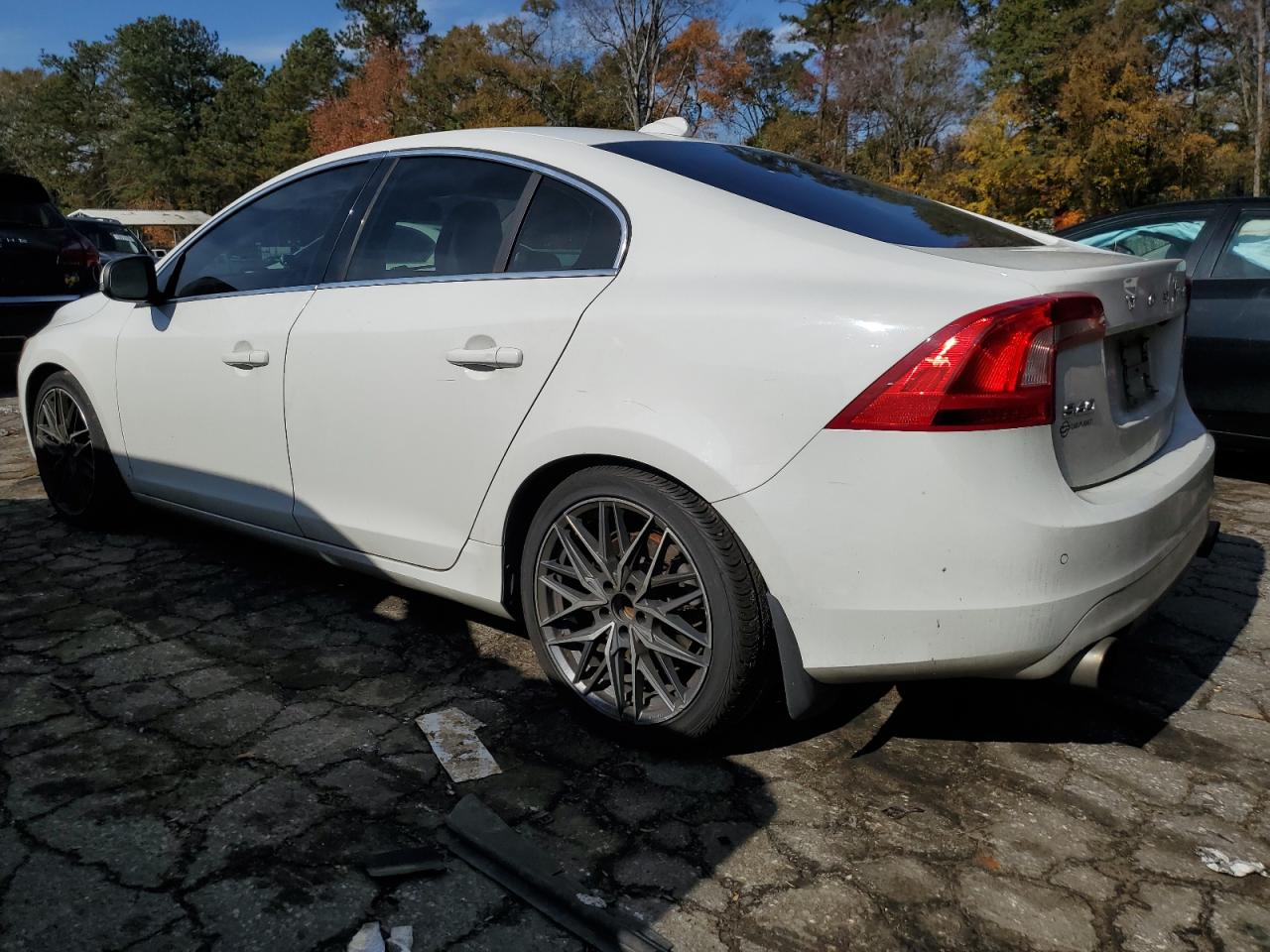 Image 2 of 2014 VOLVO S60 T6 2014 with VIN YV1902FH7E2274320