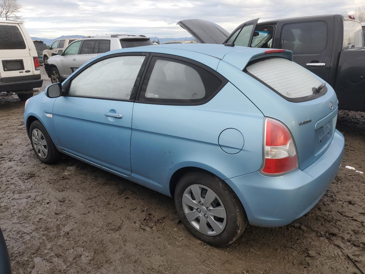 Obraz 2 z 2011 HYUNDAI ACCENT GL 2011 z VIN KMHCM3AC6BU200867