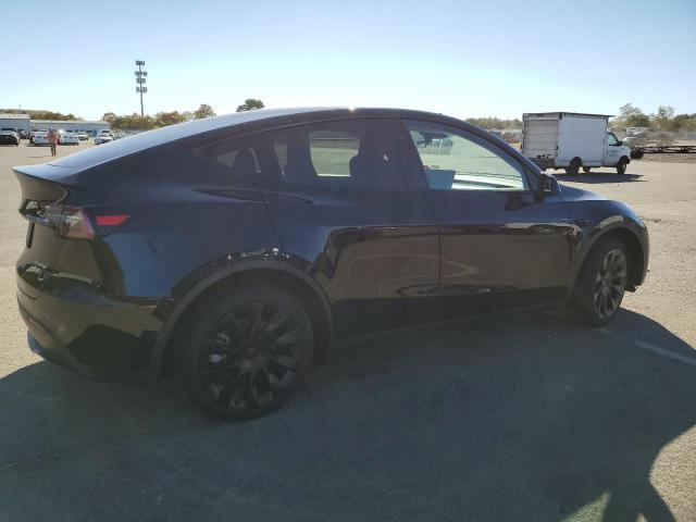 Image 3 of 2023 TESLA MODEL Y  2023 with VIN 7SAYGDEE4PF839755