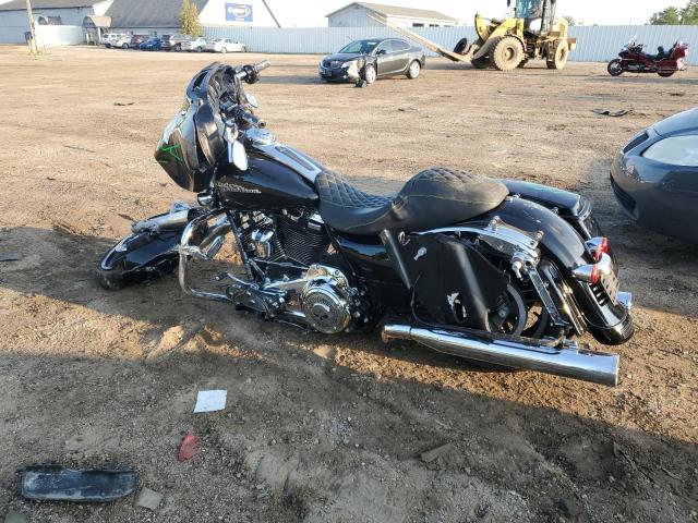 Obraz 3 z 2017 HARLEY-DAVIDSON FLHX STREET GLIDE 2017 z VIN 1HD1KBC18HB689105