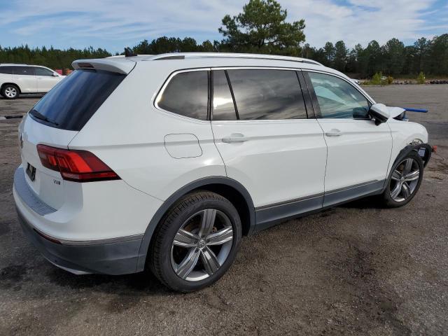 Obraz 3 z 2018 VOLKSWAGEN TIGUAN SEL PREMIUM 2018 z VIN 3VV5B7AX4JM079113